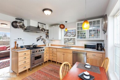 645 W 15th Ave, Anchorage, AK 99501 - photo 5