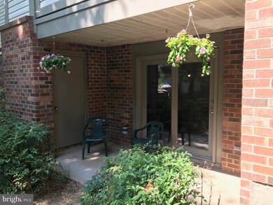 18700 Caledonia Ct unit B, Germantown, MD 20874 - photo 3