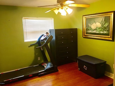 2824 Emily Ln, Jacksonville, FL 32216 - photo 6