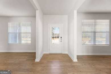 4081 Trimrose Ct, Atlanta, GA 30349 - photo 7