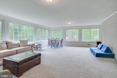 3409 Willow Tree Ln, Falls Church, VA 22044 - photo 4
