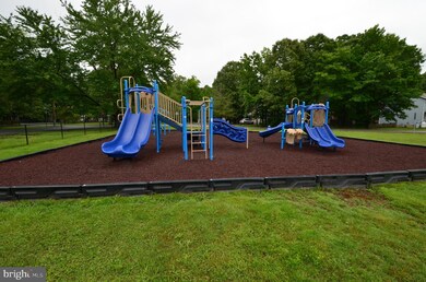 4940 Beech St, Shady Side, MD 20764 - photo 7