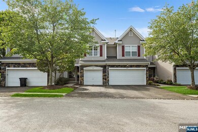 222 Ridge Dr, Pompton Lakes, NJ 07442 - photo 4