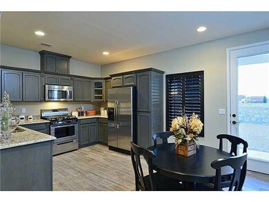 13546 Hazlewood St, Horizon City, TX 79928 - photo 5