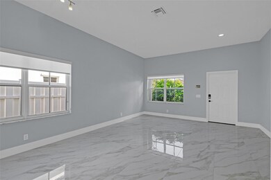 716 Juniper Ln, Weston, FL 33327 - photo 3