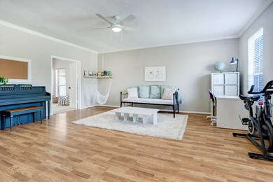 1207 Twin Oaks St, Friendswood, TX 77546 - photo 7