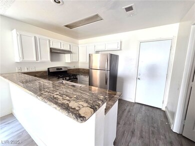 1840 Turtlerock St, Las Vegas, NV 89142 - photo 7