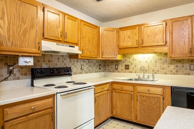 105 Hailey Ln unit D8, Strasburg, VA 22657 - photo 5