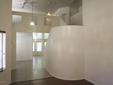 10 EntryFoyer