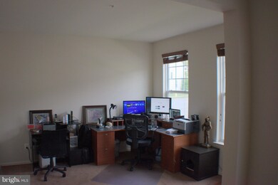 43669 Wild Iris St, California, MD 20619 - photo 4