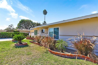 Great planters through the front yard. Both front and back yards have an automated sprinkler system.