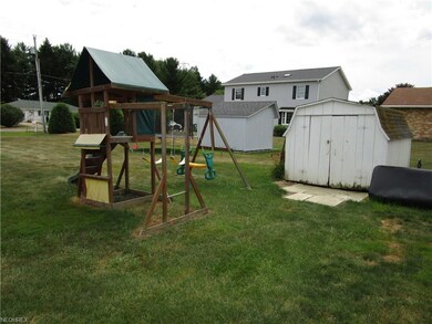 1310 Parkview Dr, Wellsville, OH 43968 - photo 3