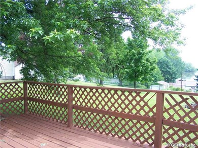 Deck.