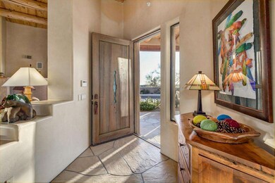 006_Entry ~ Foyer