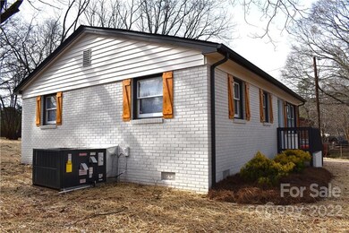 3617 Chapelwood Dr, Gastonia, NC 28052 - photo 5