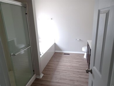 15513 Jost Main St, Florissant, MO 63034 - photo 6