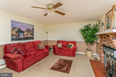 12 Urbanwood Ct, Essex, MD 21221 - photo 7