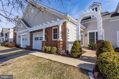 8975 Fascination Ct, Lorton, VA 22079 - photo 2