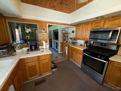 210 Hillside Ave, Oswego, NY 13126 - photo 6