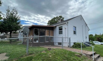 21 Johnson St, Fords, NJ 08863 - photo 4