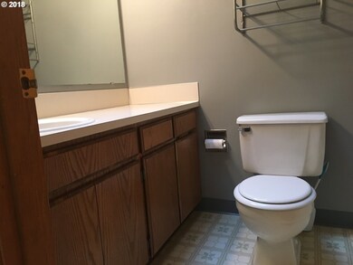 Bathroom, Attached