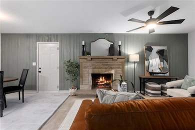 12516 13th St, Grandview, MO 64030 - photo 7