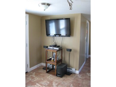 37 Charles St, Central Falls, RI 02863 - photo 3