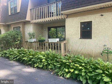 107 S Lansdowne Ave unit 101, Lansdowne, PA 19050 - photo 2