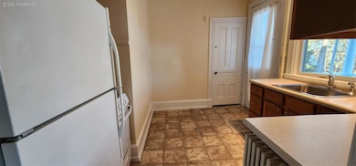 41 Oakland Ave unit 2, Warwick, NY 10990 - photo 4