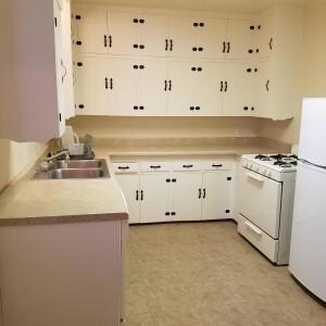 7537 N Loop Dr, El Paso, TX 79915 - photo 4