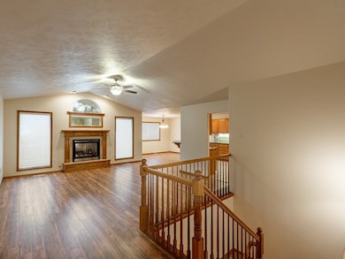 303 W Arrow Ln, Spokane, WA 99208 - photo 3