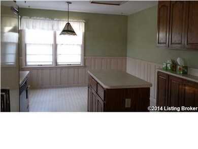 9208 Hudson Ln, Louisville, KY 40291 - photo 6