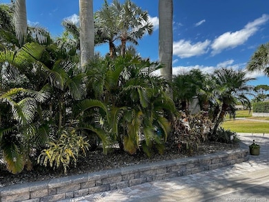 401 NW Chipshot Ln, Port Saint Lucie, FL 34986 - photo 3