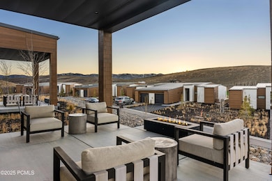 4_Exterior_high_4294340