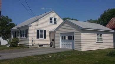 3 Queens Way, Waterville, ME 04901 - photo 2