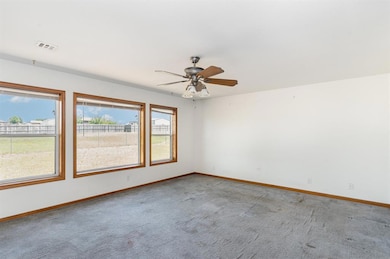 1411 Meadow View Ln, Blanchard, OK 73010 - photo 5