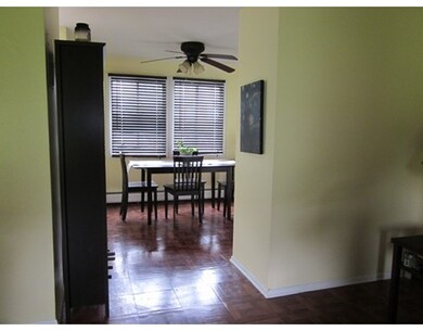 83 Manor Ct unit 83, Springfield, MA 01118 - photo 4