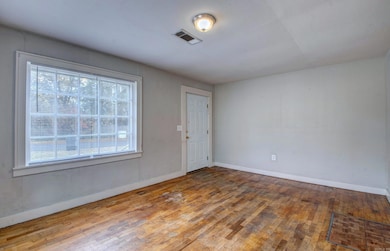 607 N James St, Searcy, AR 72143 - photo 7