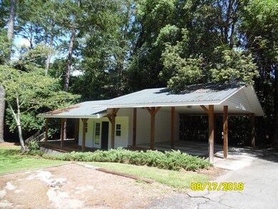 1001 Chester Ave N, Douglas, GA 31533 - photo 2