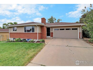 Lovely Ranch with 2-Car 22' Long