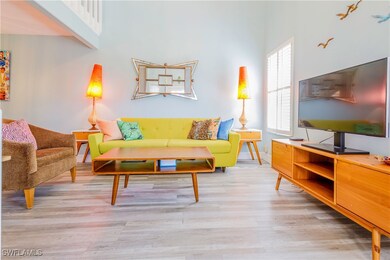Super high ceilings and skylight. Beautiful natura