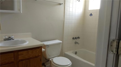 2 Metairie Ct unit E, Metairie, LA 70001 - photo 3