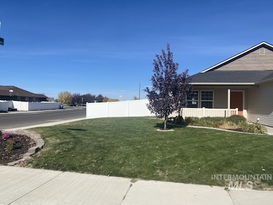 1096 Starlight Loop, Twin Falls, ID 83301 - photo 5