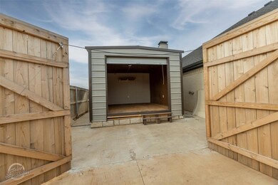 4626 Ebbets Dr, Abilene, TX 79606 - photo 5