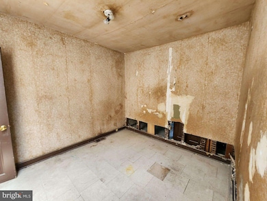 1715 Mckean Ave, Baltimore, MD 21217 - photo 7