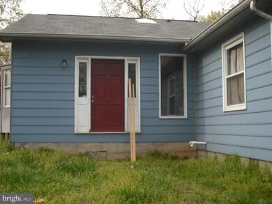 19320 Clover Hill Rd, Jeffersonton, VA 22724 - photo 2