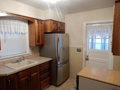 892 8th Ave, Troy, NY 12182 - photo 6