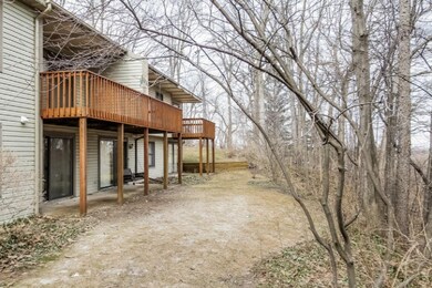003-Rear_View-1511914-mls.jpg