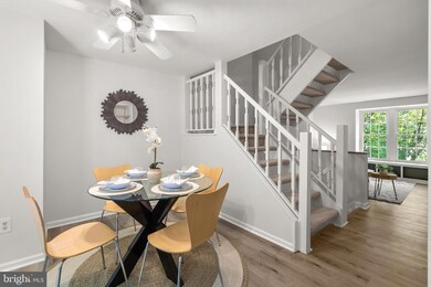 11027 Barton Hill Ct, Reston, VA 20191 - photo 7