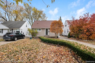 3602 Elmhurst Ave, Royal Oak, MI 48073 - photo 2